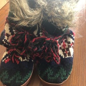 Beautiful knit mukluks NWOT